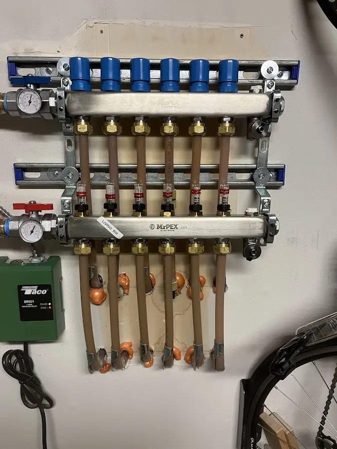 Plumber performing Gas Leak Detection at a residential property in San Luis Obispo